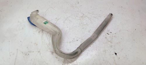 WLEW PŁYNU DO SPRYSKIWACZY AUDI Q7 4L0955463