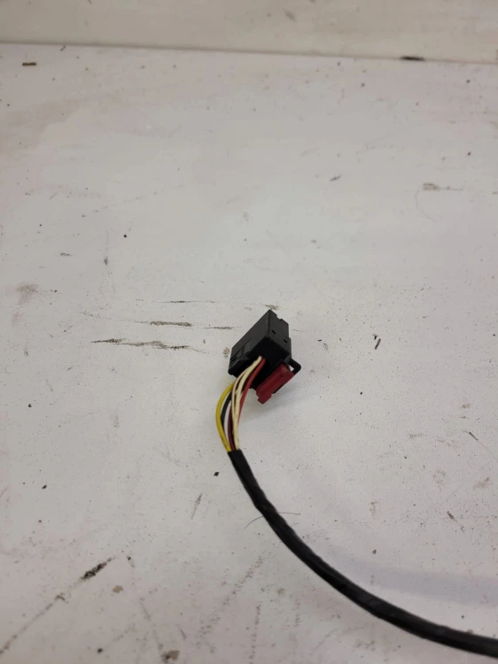 LUSTERKO ZEWNĘTRZNE PRAWE AUDI Q5 8R LZ9Y 6-PIN