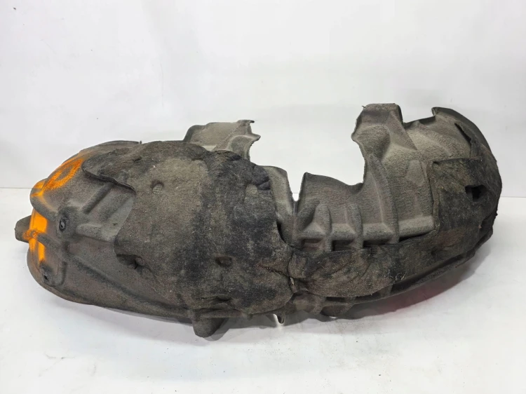 NADKOLE MATERIAŁOWE LEWY TYŁ AUDI Q5 FY 80A810171A