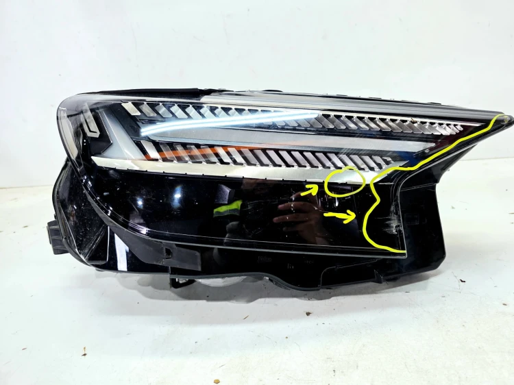 REFLEKTOR LAMPA PRAWY PRZÓD MATRIX AUDI Q4 E-TRON 89A941036A 19/26