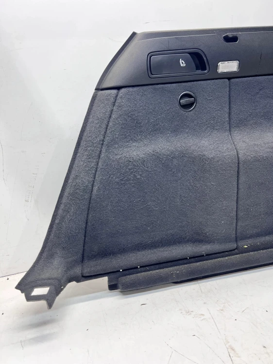 BOCZEK BAGAŻNIKA LEWY AUDI Q5 8R 8R0863879D