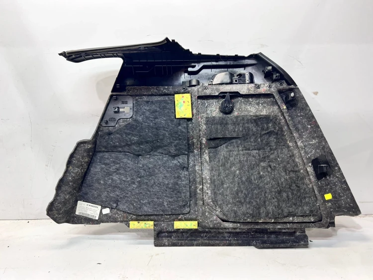 BOCZEK BAGAŻNIKA LEWY AUDI Q5 8R 8R0863879D