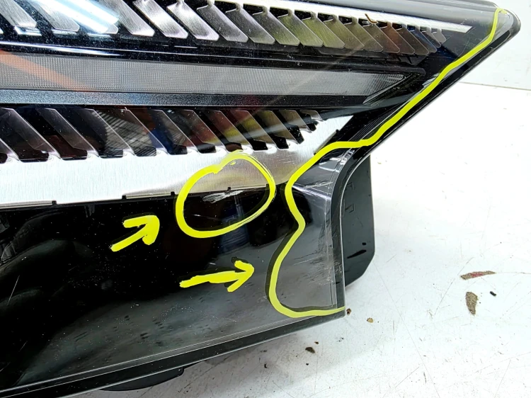 REFLEKTOR LAMPA PRAWY PRZÓD MATRIX AUDI Q4 E-TRON 89A941036A 19/26