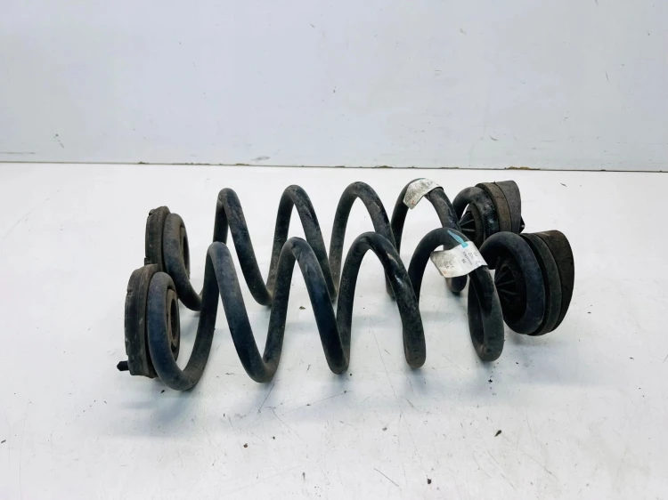 SPRĘŻYNA TYŁ AUDI Q5 FY 80A511115BE