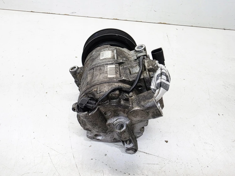 SPRĘŻARKA KOMPRESOR KLIMATYZACJI AUDI A6 C7 A7 4G0260805A