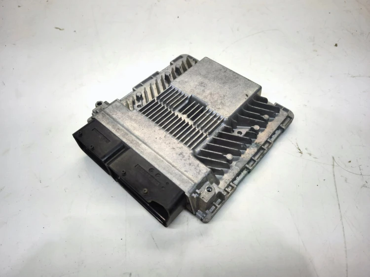 KOMPUTER STEROWNIK SILNIKA AUDI A4 B7 3.2 FSI 8E0907559 8E0910559Q