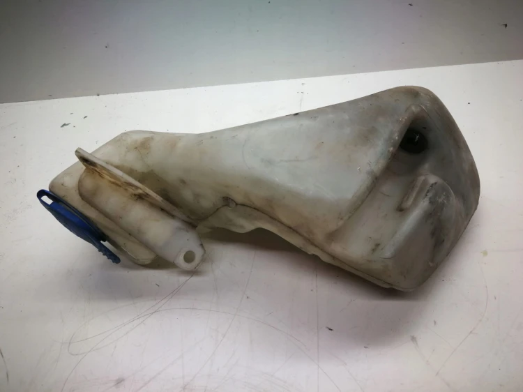 ZBIORNIK SPRYSKIWACZY AUDI A6 C5 4B0955453C