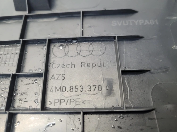LISTWA PROGOWA WEWNĘTRZNA LEWA AUDI Q7 4M 4M0853369C