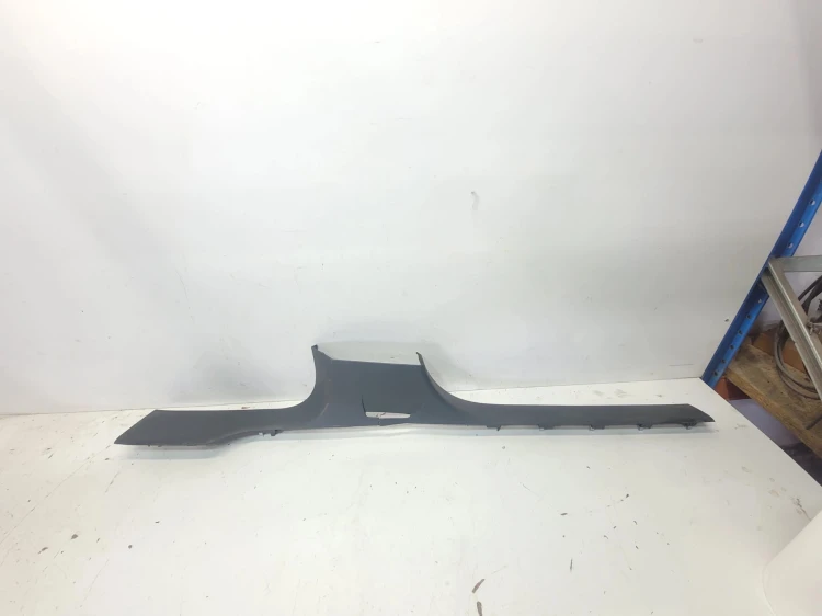 LISTWA PROGOWA WEWNĘTRZNA PRAWA AUDI Q7 4M 4M0853370C