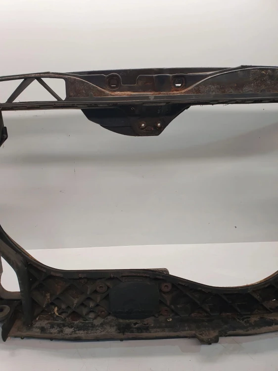 PAS PRZEDNI AUDI A4 B6 3.0 BENZYNA 8E0959651B