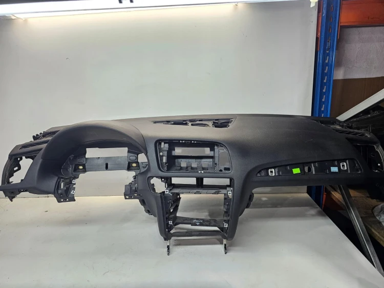 DESKA KONSOLA KOKPIT AUDI Q5 8R 8R1857041F 24A ORYGINAŁ
