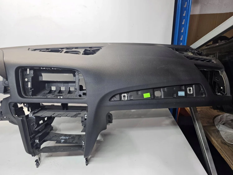 DESKA KONSOLA KOKPIT AUDI Q5 8R 8R1857041F 24A ORYGINAŁ
