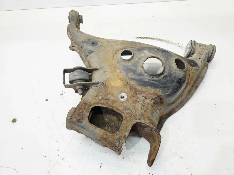 WAHACZ STALOWY LEWY TYŁ AUDI A6 C6 4F0505311M 2/26