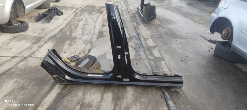 ĆWIARTKA PRÓG BOK PRAWA STRONA AUDI A6 C7
