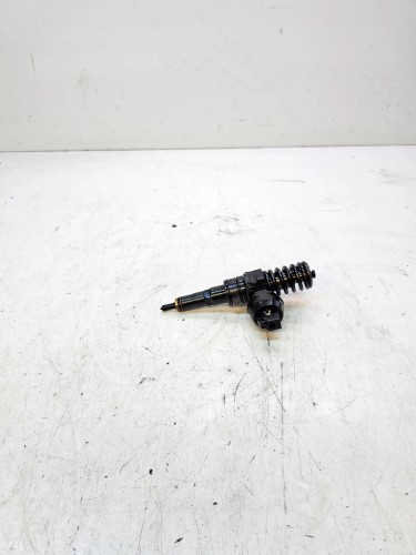 POMPOWTRYSKIWACZ AUDI A4 B7 2.0 TDI BPW 038130073BJ