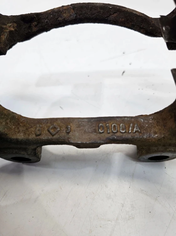 JARZMO HZACISKU HAMULCOWEGO TYŁ AUDI Q3 8U VW 0108/A