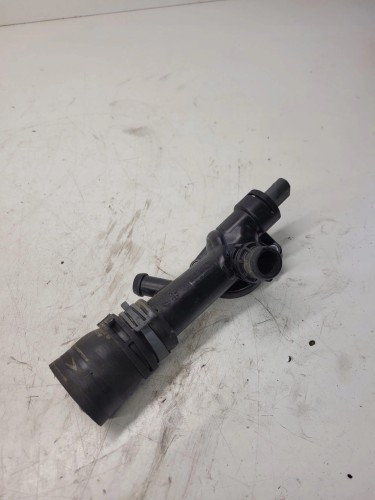 KRÓCIEC WODY AUDI VW SKODA 2.0 TDI 03L121132AC
