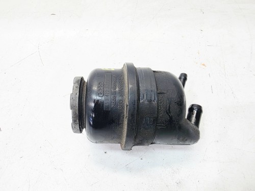 ZBIORNIK PŁYNU WSPOMAGANIA AUDI A6 C6 4F0422371E