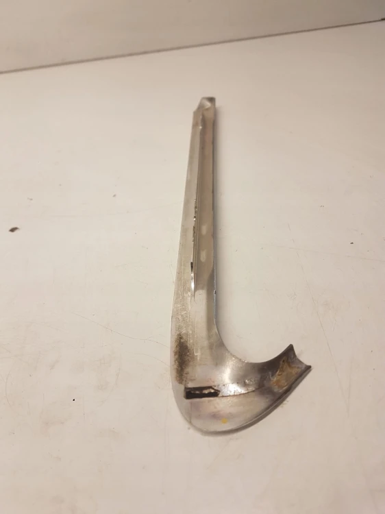 LISTWA CHROM SZYBY PRAWY TYŁ AUDI A4 B8 8K5853346