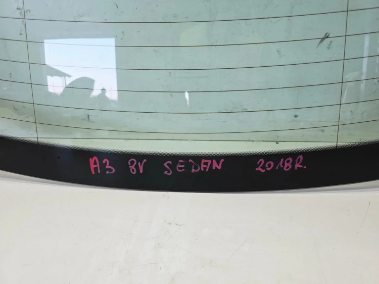 SZYBA TYLNA TYŁ AUDI A3 8V LIFT SEDAN 8V5845501E 2018 ROK