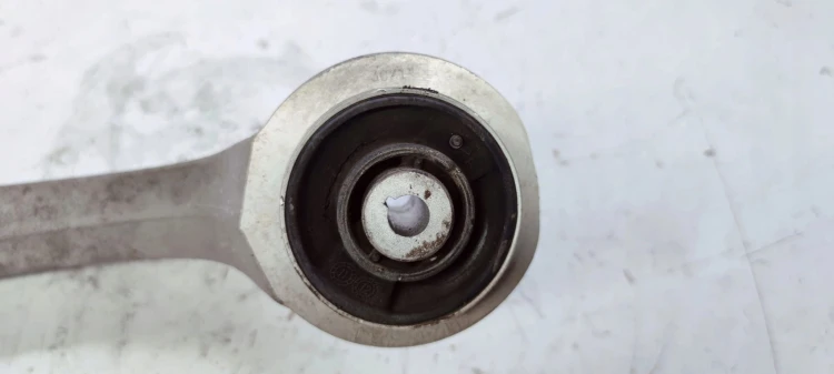 WAHACZ LEWY PRZÓD AUDI A4 A5 Q5 A6 A7 4G0407695