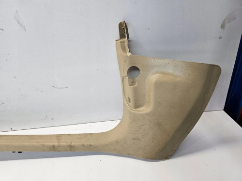 OSŁONA PŁUKA PROGU LEWA AUDI A6 C6 4F1867271B KREMOWA
