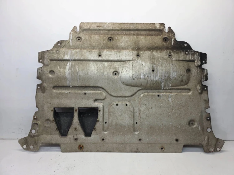 OSŁONA POD SILNIK ALUMINIOWA AUDI A3 8P CABRIO 8P7825238B