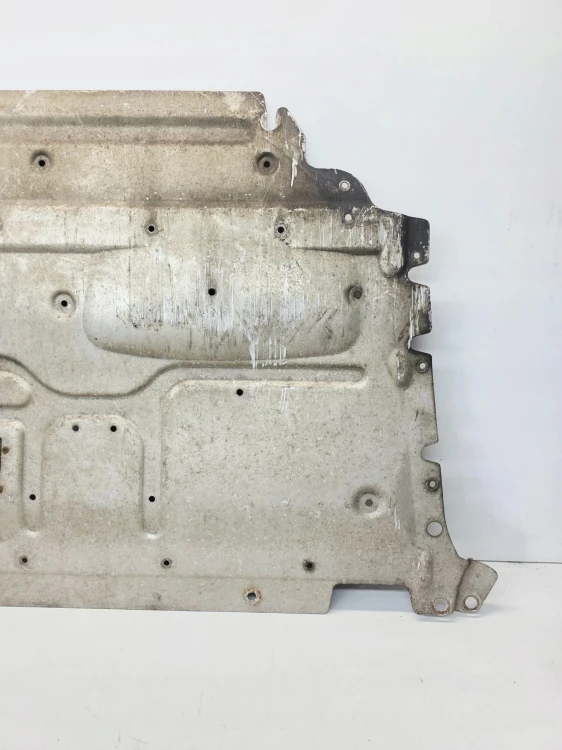 OSŁONA POD SILNIK ALUMINIOWA AUDI A3 8P CABRIO 8P7825238B