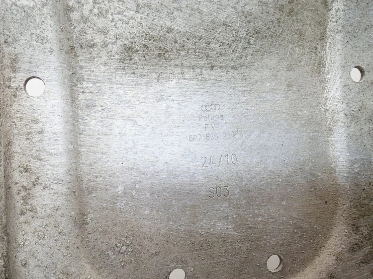 OSŁONA POD SILNIK ALUMINIOWA AUDI A3 8P CABRIO 8P7825238B