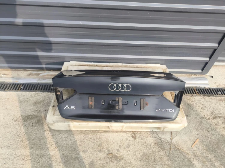 KLAPA TYLNA TYŁ AUDI A5 8T COUPE LZ9Y ORYGINAŁ !!!