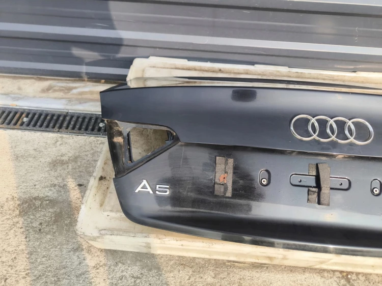 KLAPA TYLNA TYŁ AUDI A5 8T COUPE LZ9Y ORYGINAŁ !!!