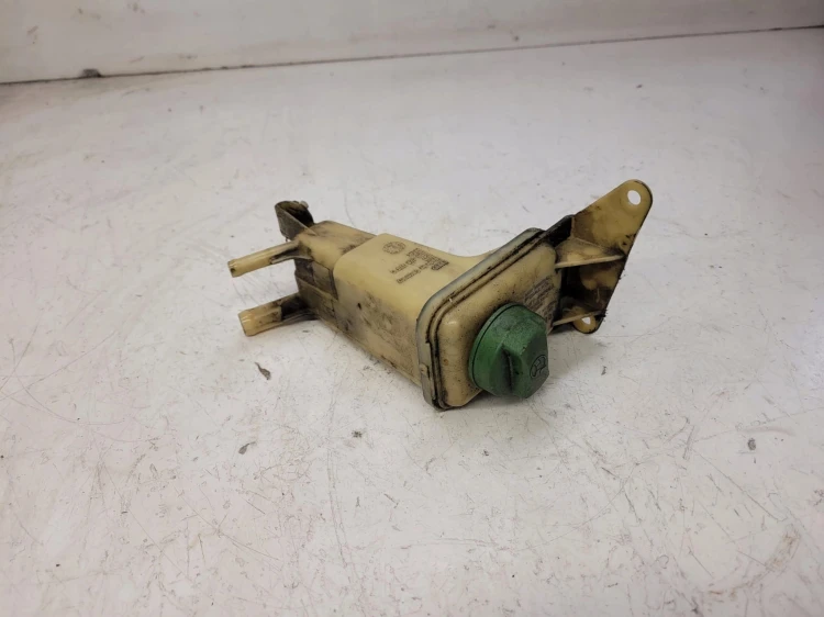 ZBIORNIK PŁYNU WSPOMAGANIA AUDI VW SEAT 4D0422373C