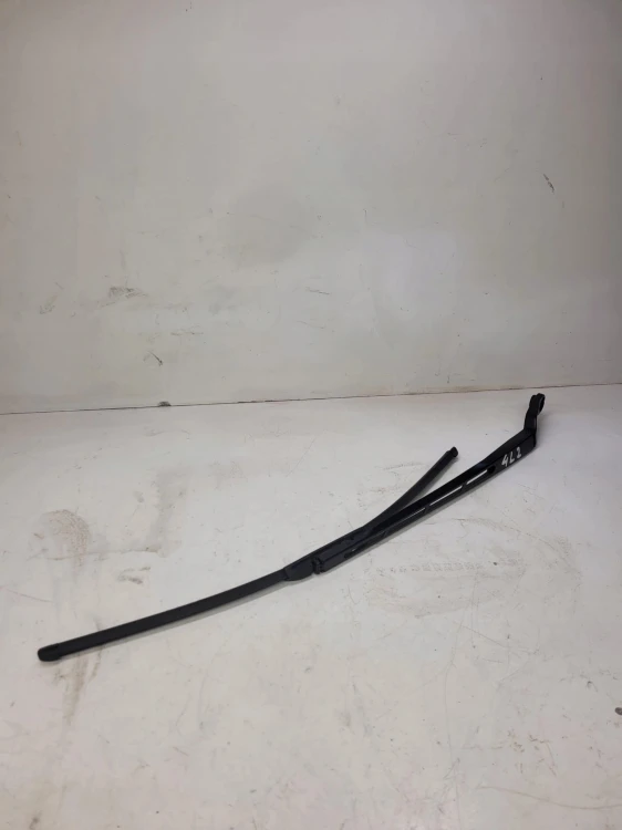 RAMIĘ WYCIERACZKI PRAWE AUDI Q7 4L 4L2955408A UK