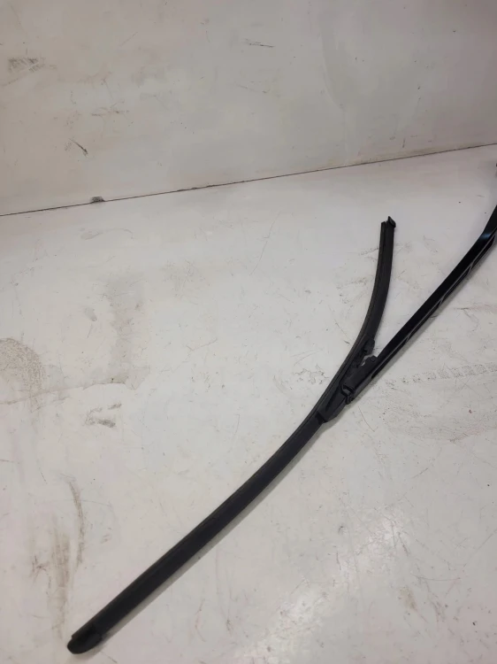RAMIĘ WYCIERACZKI PRAWE AUDI Q7 4L 4L2955408A UK