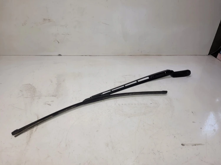RAMIĘ WYCIERACZKI PRAWE AUDI Q7 4L 4L2955408A UK