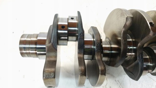 WAŁ KORBOWY AUDI A4 B8 A5 8T Q5 A6 C6 LIFT 2.7 TDI R59B 059101AJ *47*