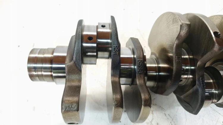 WAŁ KORBOWY AUDI A4 B8 A5 8T Q5 A6 C6 LIFT 2.7 TDI R59B 059101AJ *47*