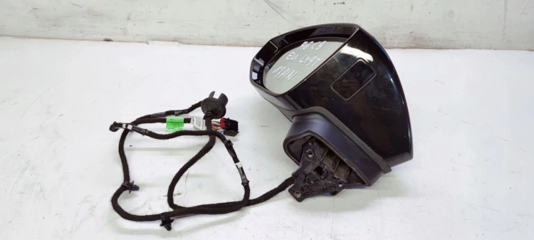 LUSTERKO LEWE AUDI A6 C8 LY9T EUROPA 13 PIN