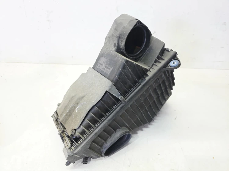 OBUDOWA FILTRA POWIETRZA AUDI Q7 4L 4.2 TDI 7L8128601C 7L0183