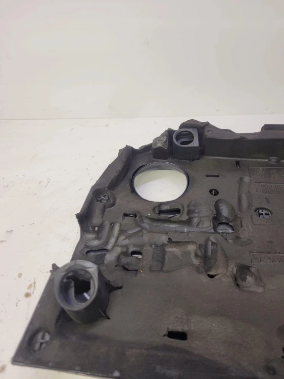OSŁONA POKRYWA SILNIKA AUDI A3 VW SEAT 03L103925H