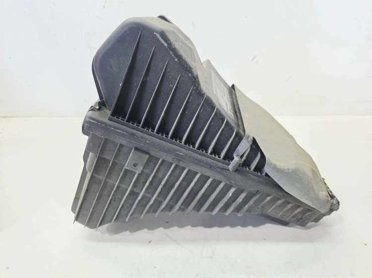 OBUDOWA FILTRA POWIETRZA AUDI Q7 4L 4.2 TDI 7L8128601C 7L0183