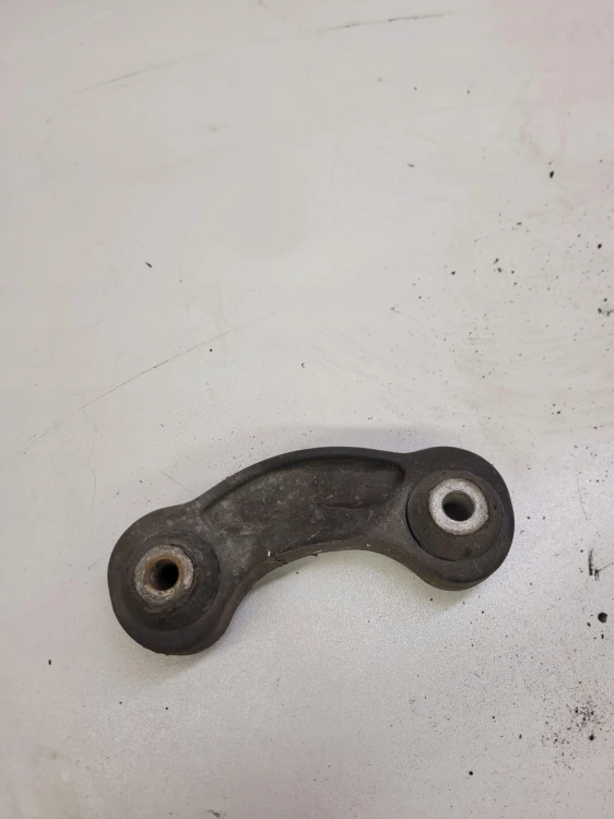 ŁĄCZNIK STABILIZATORA TYŁ AUDI A6 C6 4F0505465N