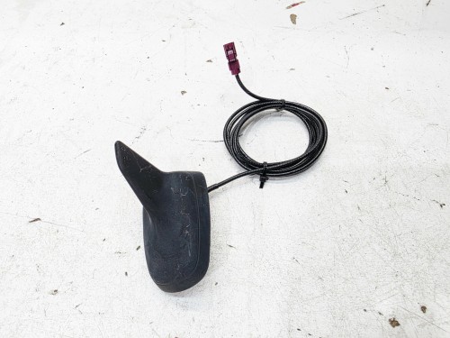 ANTENA LOTKA GPS REKIN AUDI A3 8P 8P0035503J