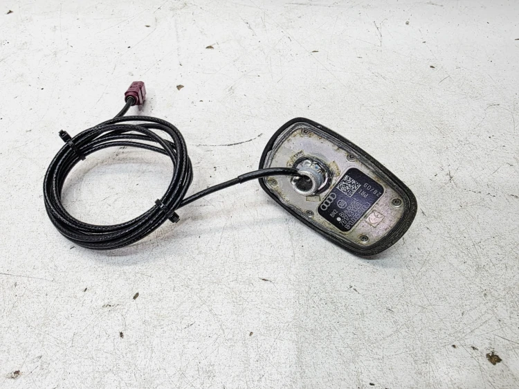 ANTENA LOTKA GPS REKIN AUDI A3 8P 8P0035503J