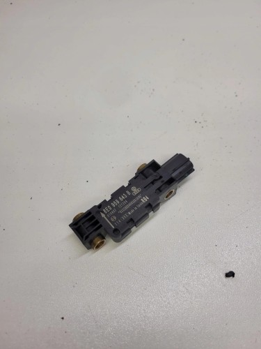 CZUJNIK UDERZENIOWY AUDI A4 B6 B7 8E0959643B