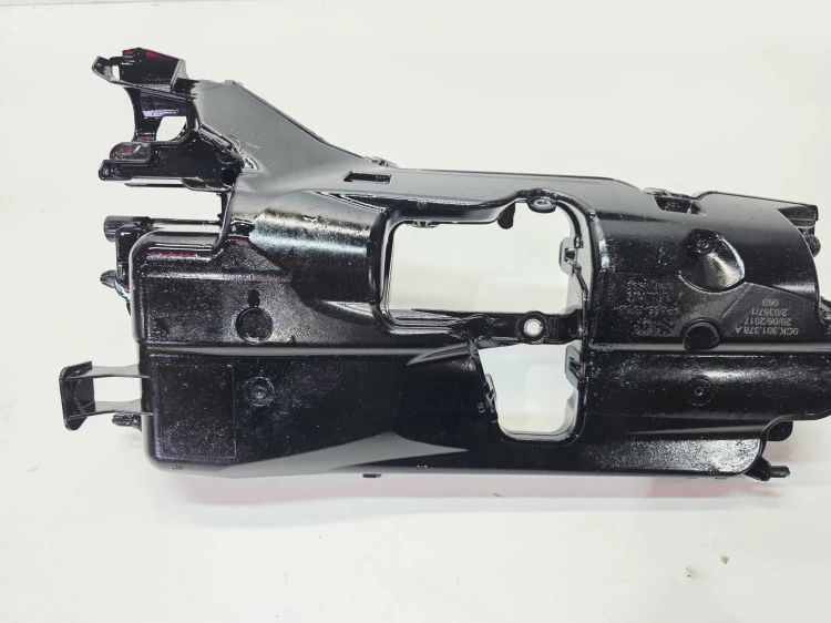 PROWADNICA OLEJU KÓŁ ZĘBATYCH SKRZYNI BIEGÓW AUDI A4 B9 Q5 FY 0CK301378A