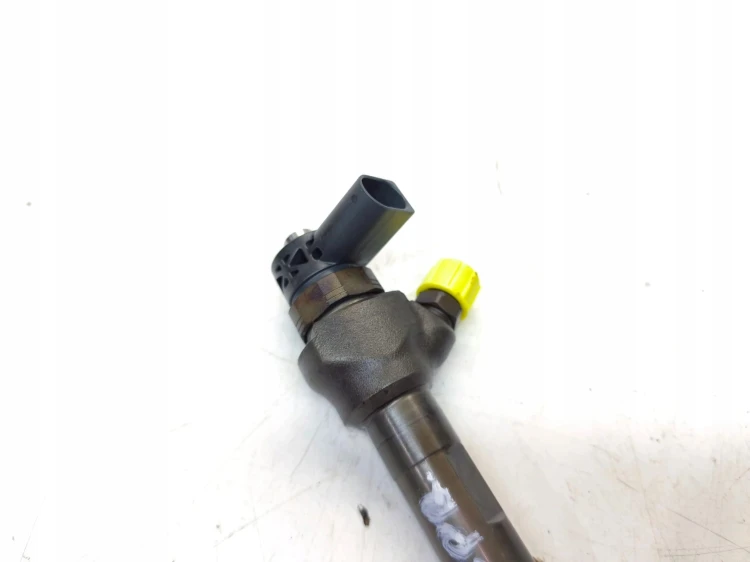 WTRYSKIWACZ WTRYSK AUDI VW SEAT SKODA 2.0 TDI 04L130277E SPRAWDZONY