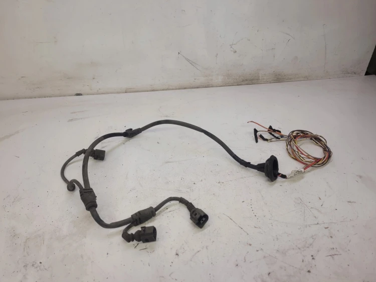 WIĄZKA ZACISKU PRAWY TYŁ AUDI A4 B9 A5 8W0972254