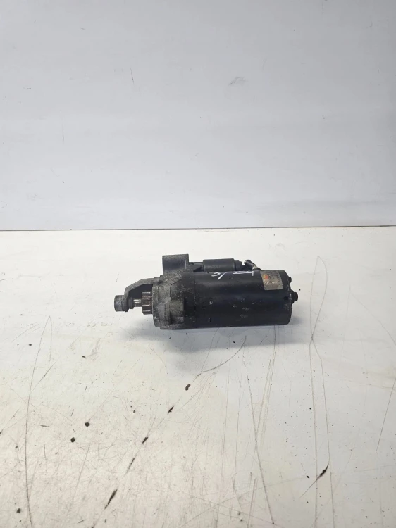ROZRUSZNIK AUDI A4 B8 A5 Q5 2.0 TDI 0986024030