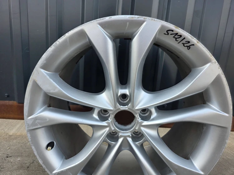 FELGA ALUMINIOWA AUDI TT 8J VW SEAT 9.0J R18 ET52 8J0601025S S12/26
